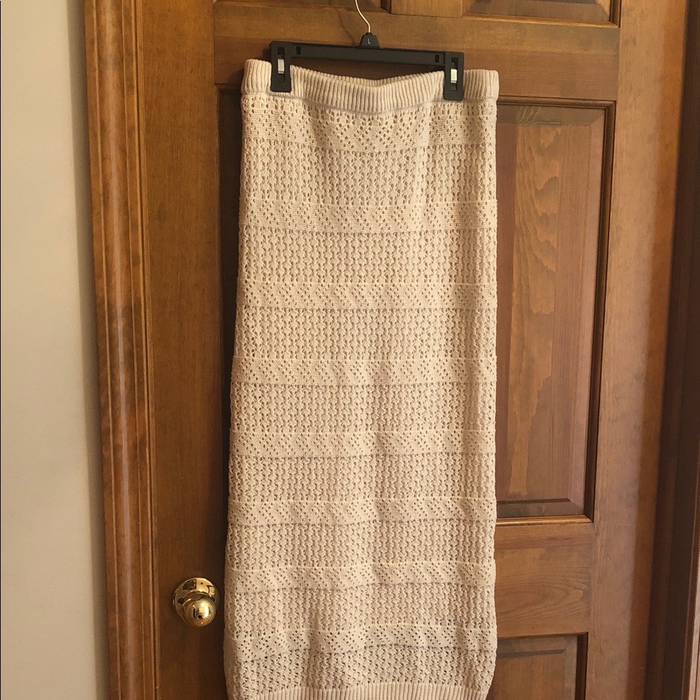Freshman 1996 Cream Crocheted Textured Long Pencil Skirt - Brochu Walker look